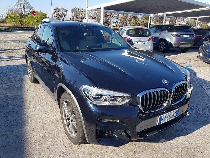 Usata BMW X4 M Sport 190 CV (139 kW) 2020 Blu perlato SUV