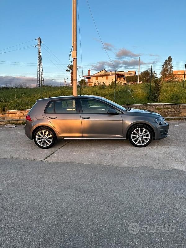Usata VW Golf VII 110 CV (80 kW) 2015 Grigio Berlina
