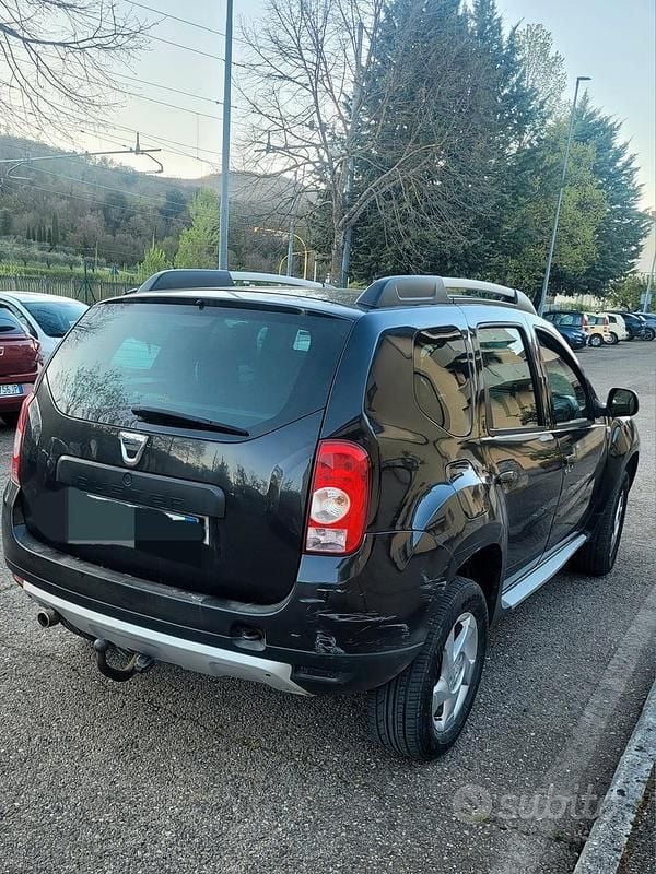 Usata Dacia Duster 105 CV (77 kW) 2012 Nero SUV