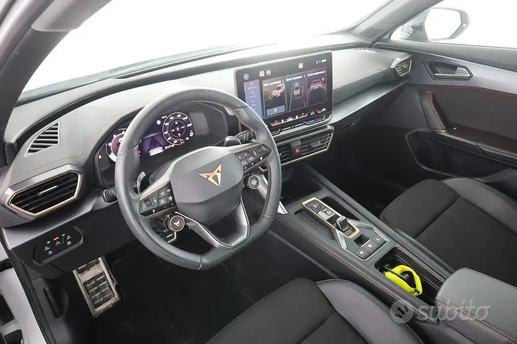 Usata Cupra Formentor 150 CV (110 kW) 2025 Bianco nevada SUV