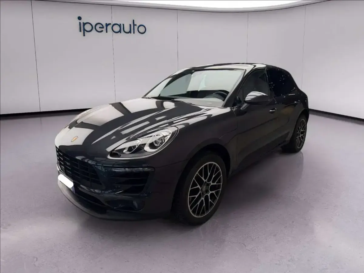 Usata Porsche Macan 252 CV (185 kW) 2018 Grigio metallizzato SUV
