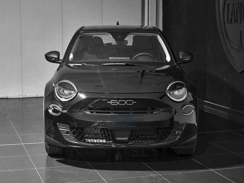 Usata Fiat 600 Pop 110 CV (80 kW) 2024 Other SUV