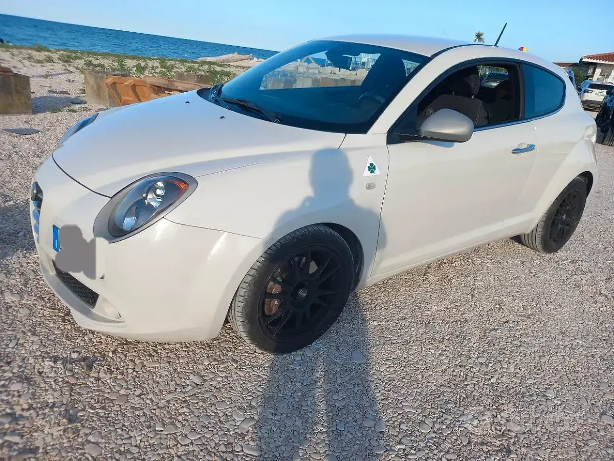 Usata Alfa Romeo MiTo Quadrifoglio Verde 170 CV (125 kW) 2010 Bianco Utilitaria