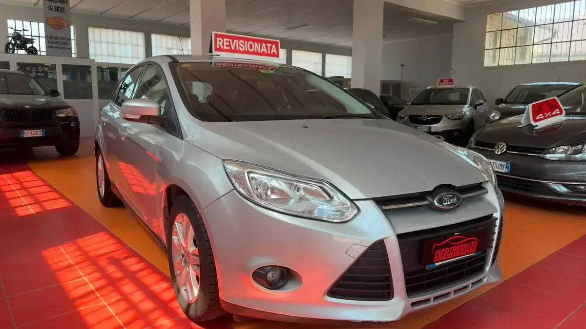 Usata Ford Focus Titanium 150 CV (110 kW) 2012 Grigio Berlina