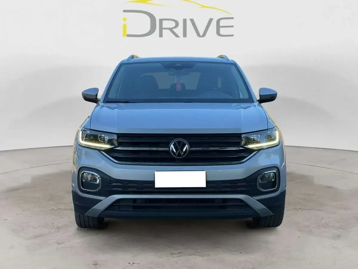 Usata VW T-Cross Advance 110 CV (80 kW) 2022 Argento SUV