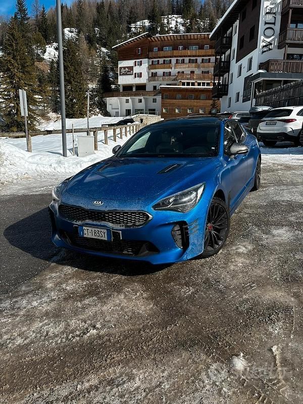 Usata Kia Stinger GT-Line 2018 Blu Utilitaria