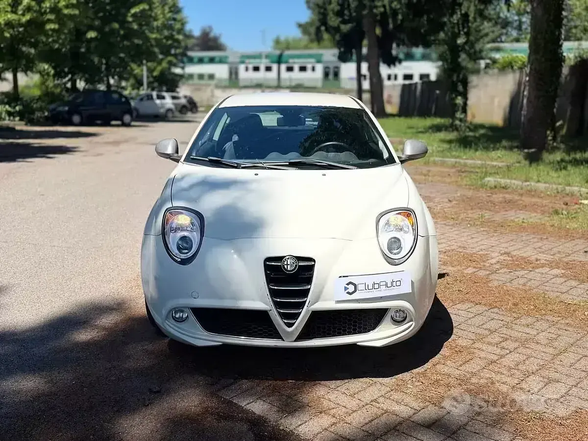 Usata Alfa Romeo MiTo Super 70 CV (51 kW) 2012 Bianco Utilitaria