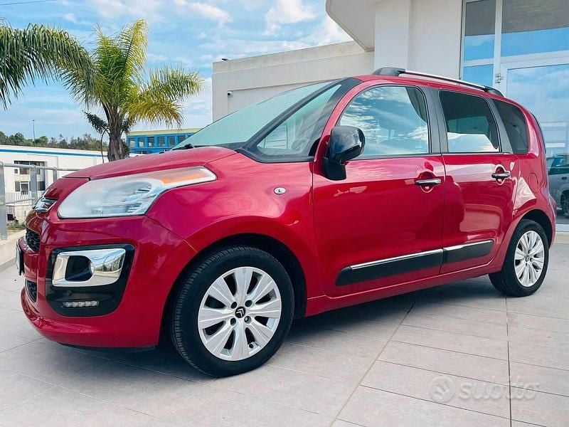 Rosso Usata 2016 Citroën C3 Picasso Exclusive Monovolume | 8500 € (Buon prezzo) - Immagine 1/4