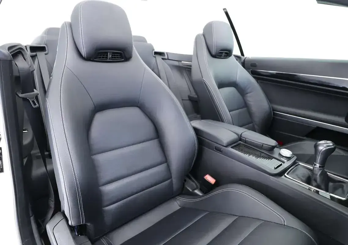 Usata Mercedes E200 Avantgarde 184 CV (135 kW) 2010 Bianco Cabrio
