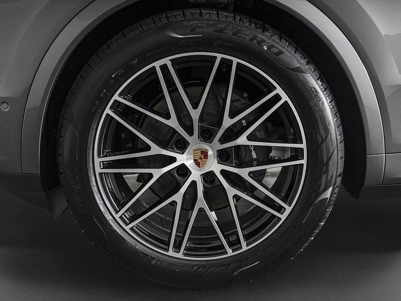 Nuova Porsche Cayenne Black Edition 353 CV (259 kW) 2026 Grigio quarzite metallizzato SUV