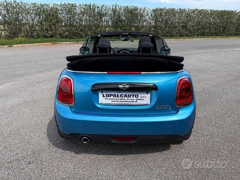 Usata Mini Cooper Cabriolet 116 CV (85 kW) 2017 Blu Cabrio
