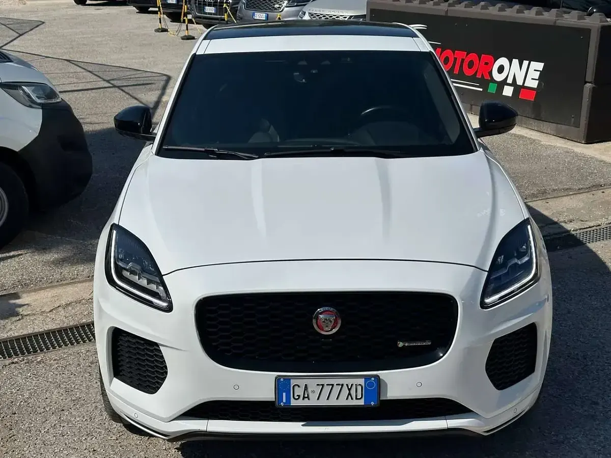 Usata Jaguar E-Pace R-Dynamic 150 CV (110 kW) 2020 Bianco SUV
