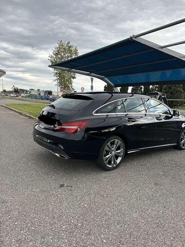 Begagnad Mercedes CLA220 Shooting Brake Premium 177 HK (130 kW) 2016 Kombi