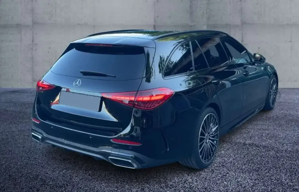 Usata Mercedes C220 Premium 200 CV (147 kW) 2023 Nero Station wagon