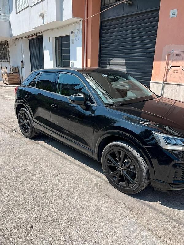 Usata Audi Q2 150 CV (110 kW) 2023 Nero SUV
