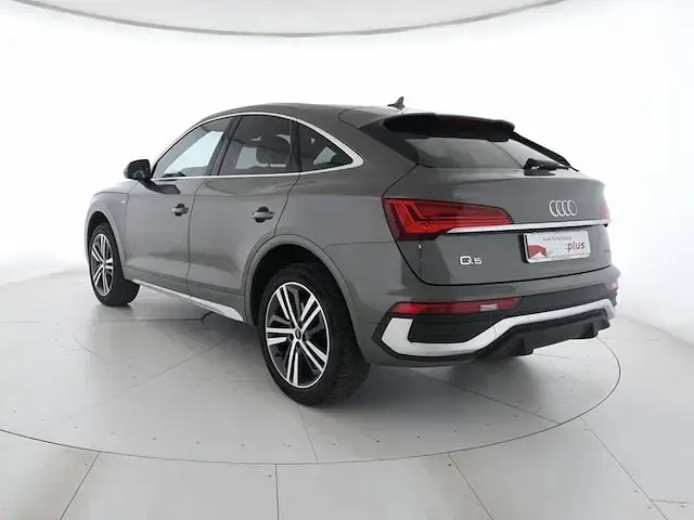 Usata Audi Q5 Sportback S-line plus 204 CV (150 kW) 2025 Grigio chronos metallizzato SUV