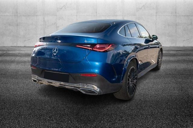 Usata Mercedes GLC200 AMG Line Premium 204 CV (150 kW) 2024 Blu/azzurro SUV