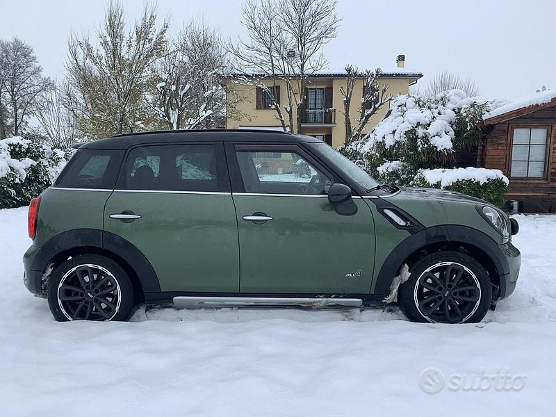 Usado Mini Countryman 143 CV (105 kW) 2014 Verde SUV
