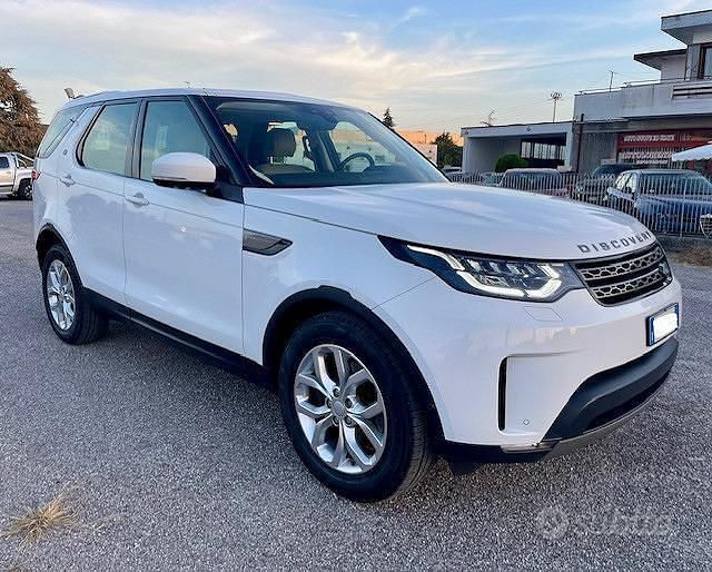 Usata Land Rover Discovery 5 HSE Luxury 240 CV (176 kW) 2019 Bianco SUV