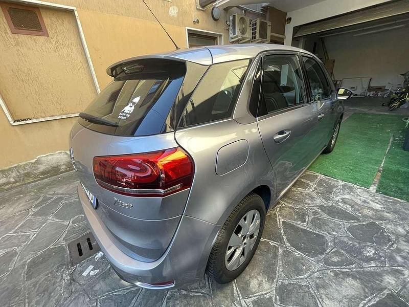 Begagnad Citroën C4 Picasso Live 120 HK (88 kW) 2017 Minibuss