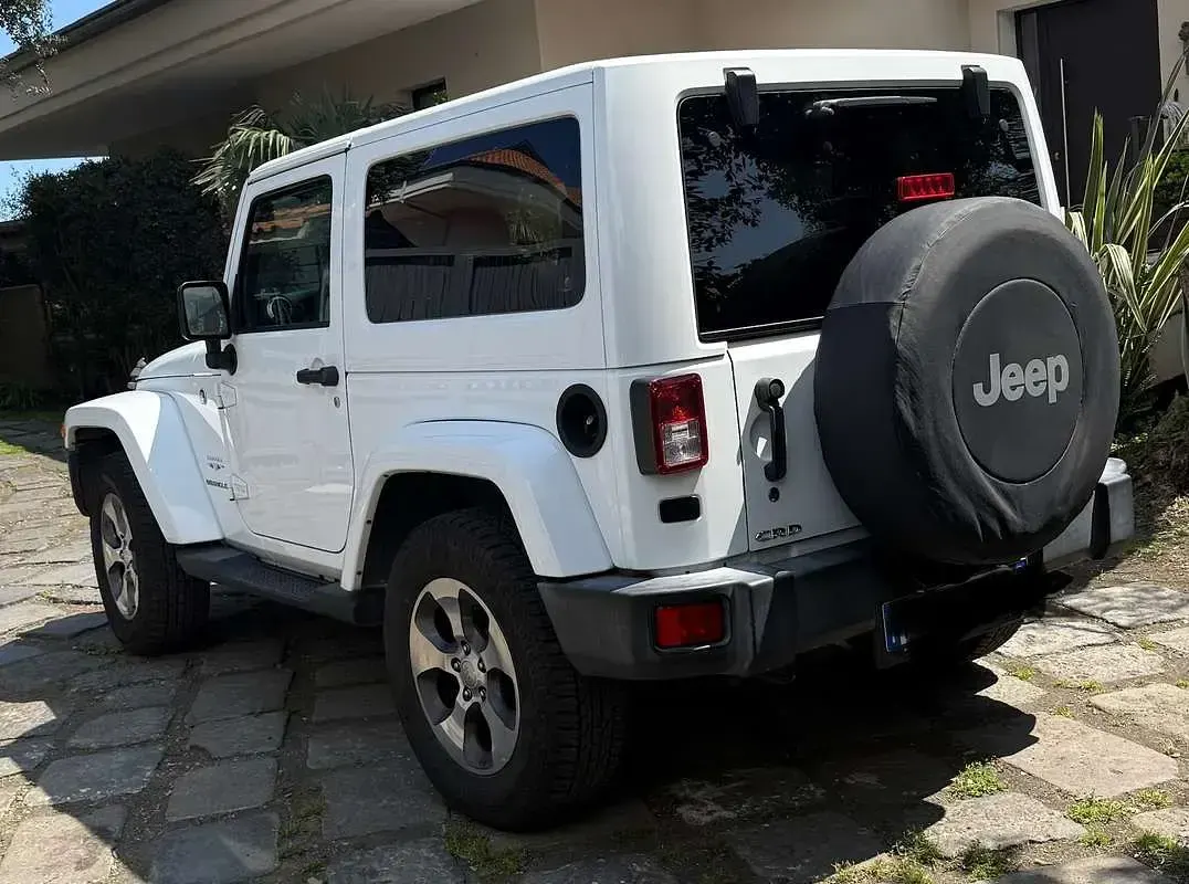Usata Jeep Wrangler Sahara 200 CV (147 kW) 2016 Bianco SUV