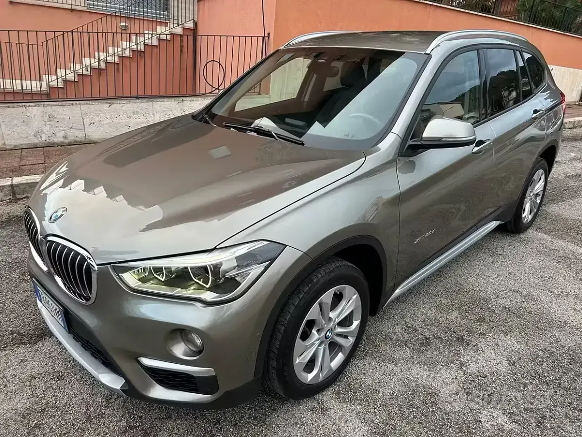 Usata BMW X1 xLine 190 CV (139 kW) 2015 Grigio SUV