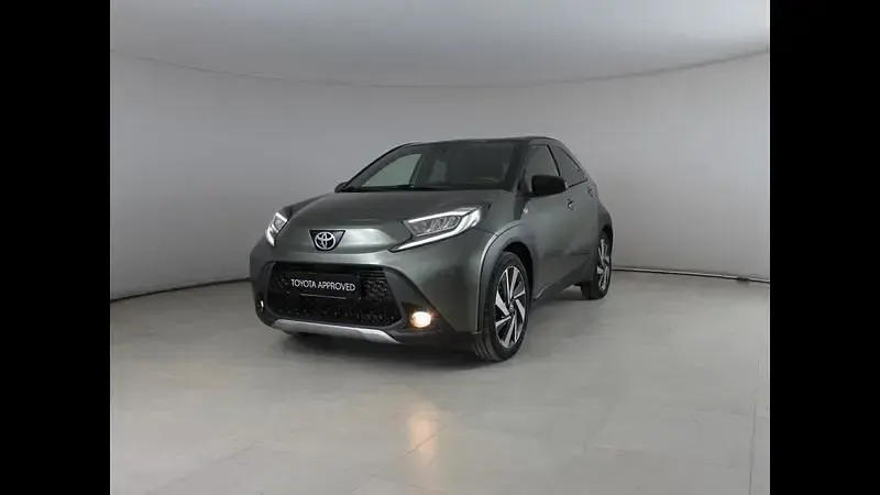 Usata Toyota Aygo X Lounge 72 CV (52 kW) 2022 SUV