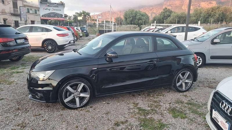 Usata Audi A1 Attraction 122 CV (89 kW) 2012 Nero Utilitaria