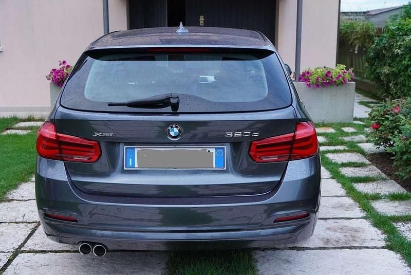 Usata BMW 320 Advantage 190 CV (139 kW) 2017 Station wagon