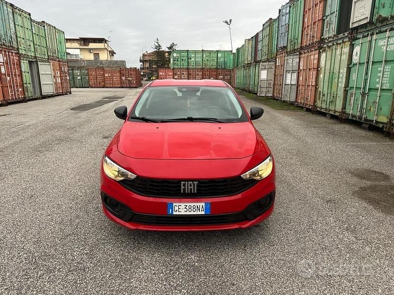 Usata Fiat Tipo 100 CV (73 kW) 2021 Rosso Berlina