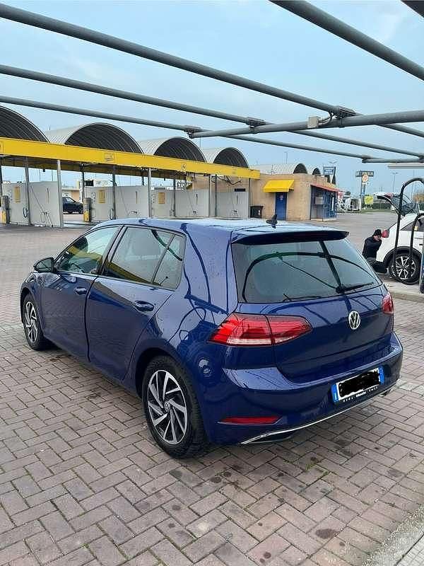 Usata VW Golf VII Executive 125 CV (91 kW) 2018 Blu/azzurro Berlina