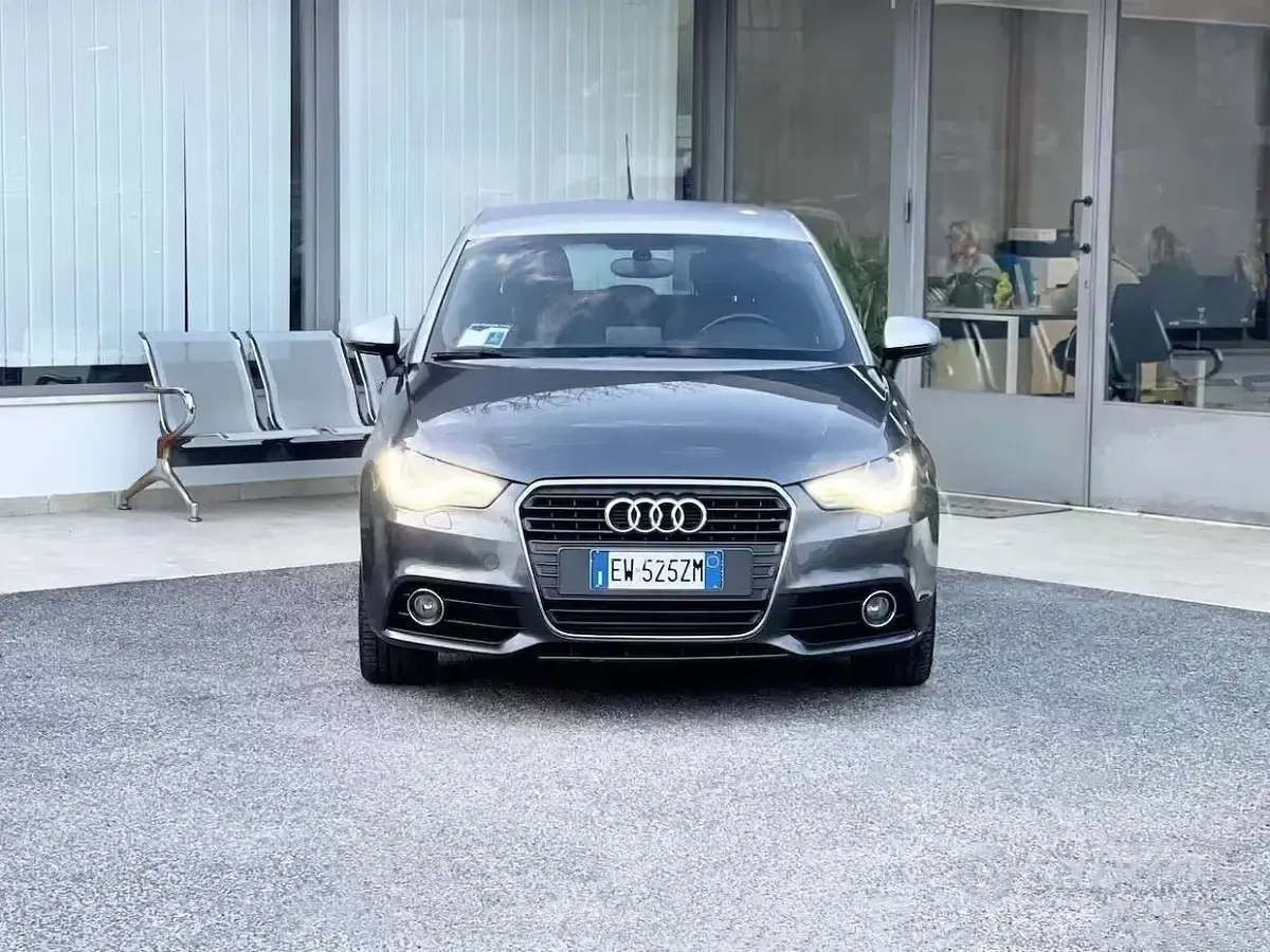 Usata Audi A1 S-Line 90 CV (66 kW) 2014 Grigio Utilitaria