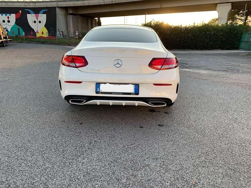 Usata Mercedes C220 170 CV (125 kW) 2017 Bianco Coupé