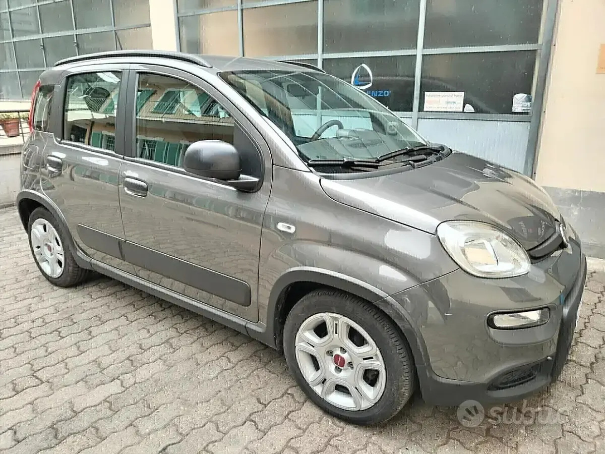 Usata Fiat Panda 69 CV (50 kW) 2022 Grigio Utilitaria