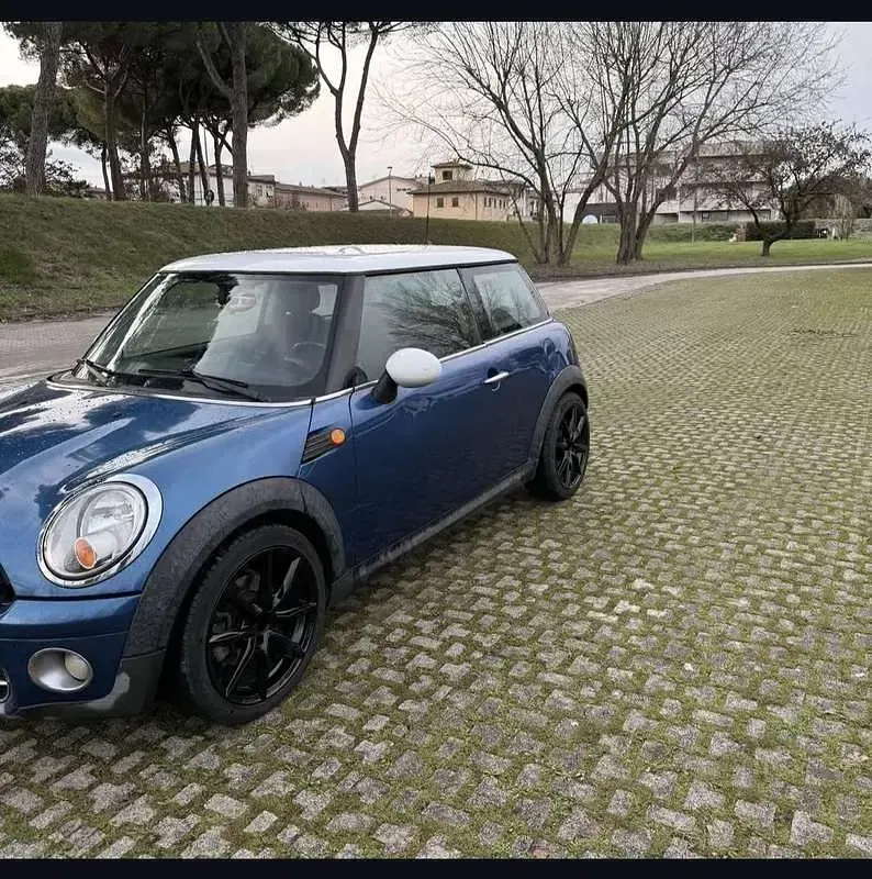 Usata Mini Cooper D Salt 109 CV (80 kW) 2009 Utilitaria