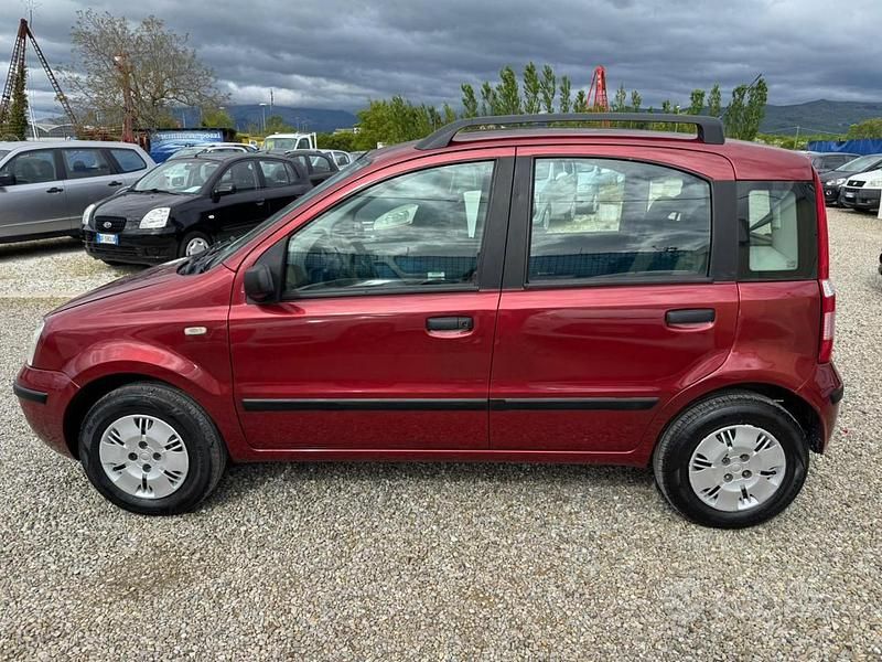 Usata Fiat Panda Dynamic 69 CV (50 kW) 2006 Rosso Utilitaria