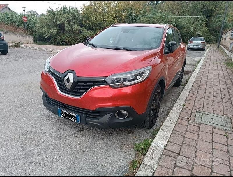 Usata Renault Kadjar 110 CV (80 kW) 2017 Rosso SUV