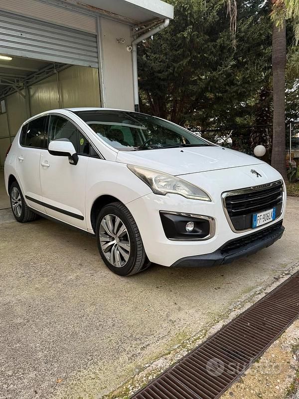 Usata Peugeot 3008 120 CV (88 kW) 2016 Bianco SUV