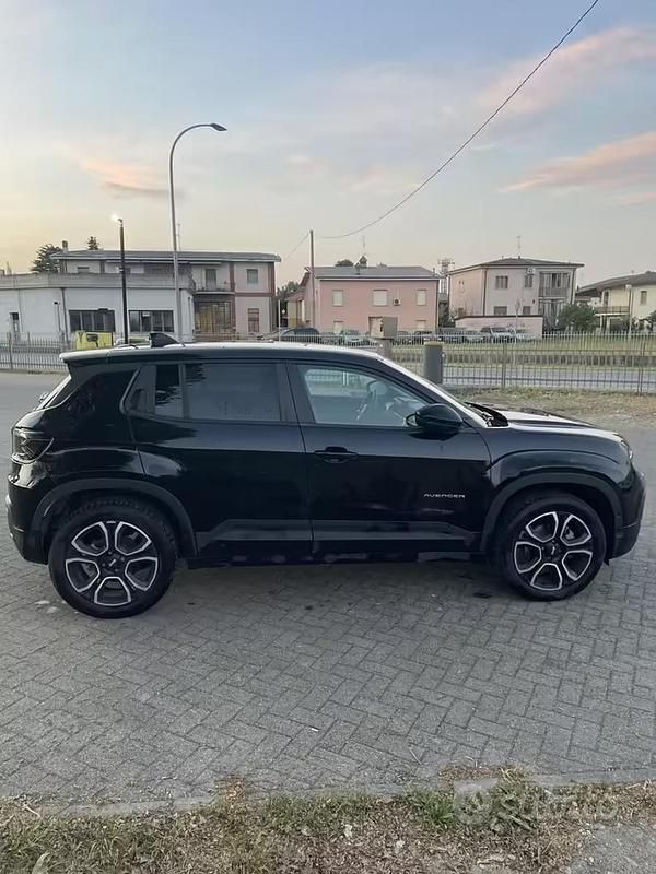 Usata Jeep Avenger EV Summit 2023 Nero SUV