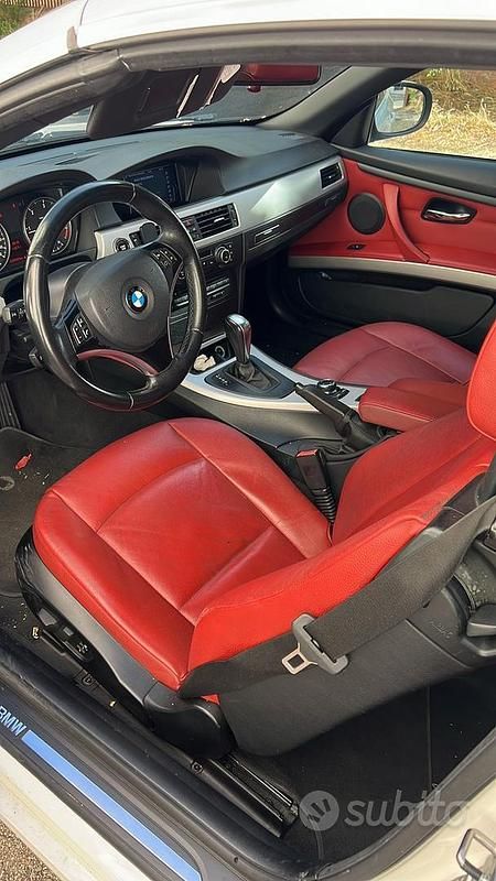 Usata BMW 320 Cabriolet 184 CV (135 kW) 2011 Bianco Cabrio