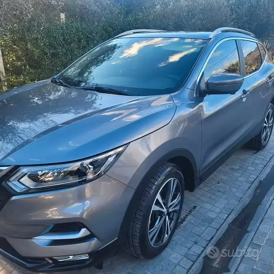 Usata Nissan Qashqai N-Connecta 116 CV (85 kW) 2020 Grigio SUV