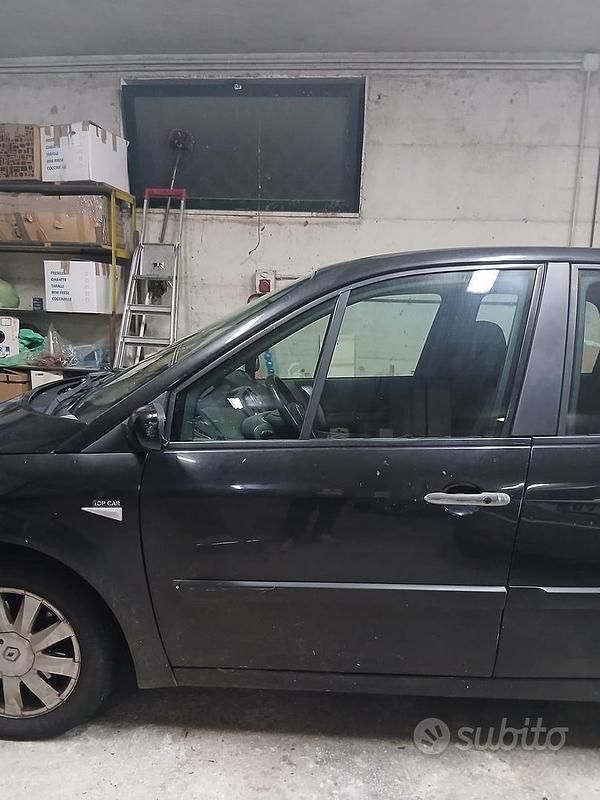 Usata Renault Scénic II 2007 Monovolume