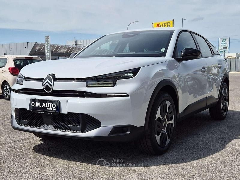 Bianco okenite Nuova 2025 Citroën C4 SUV | 25.900 € (Buon prezzo) - Immagine 1/4