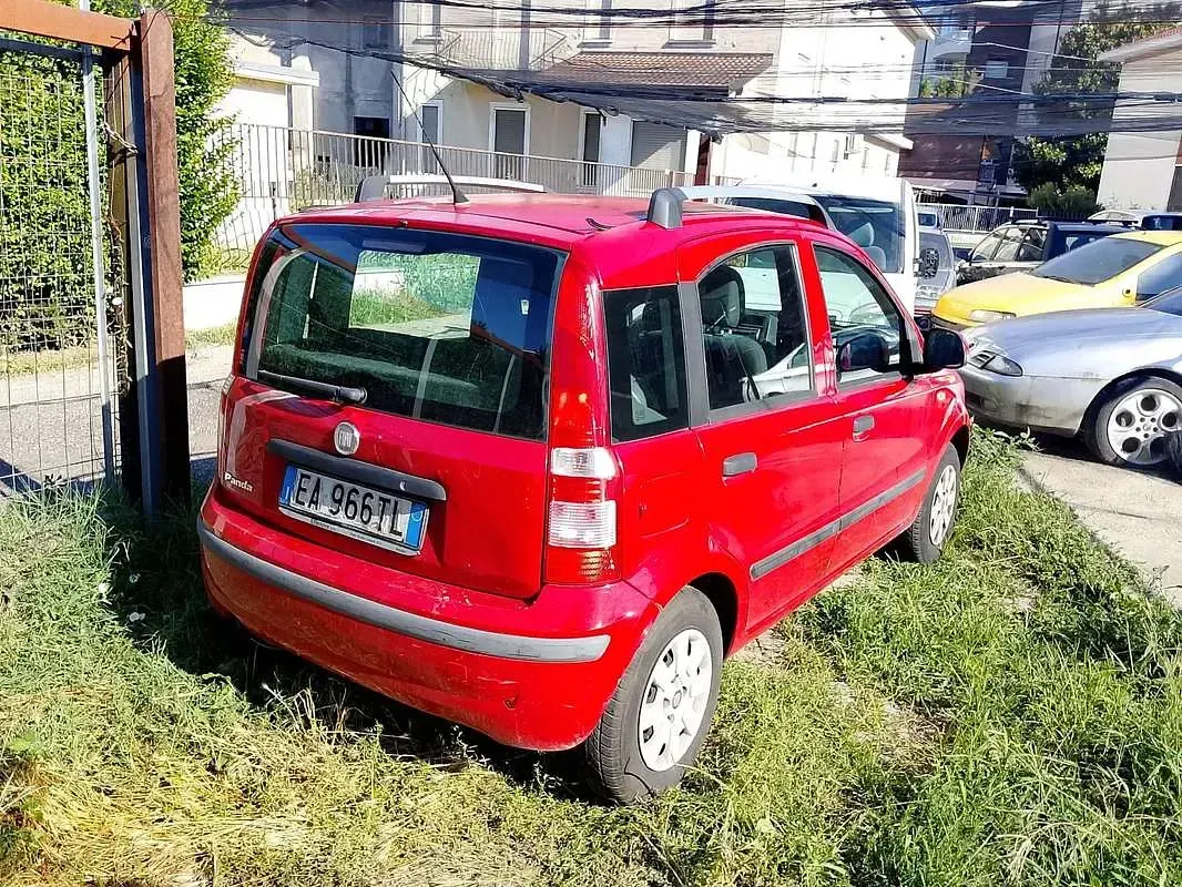 Usata Fiat Panda Active 60 CV (44 kW) 2010 Utilitaria