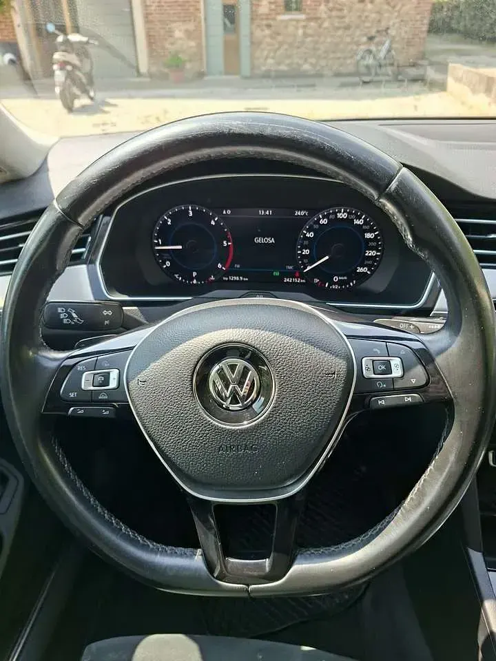 Usata VW Passat Highline 150 CV (110 kW) 2016 Argento Station wagon