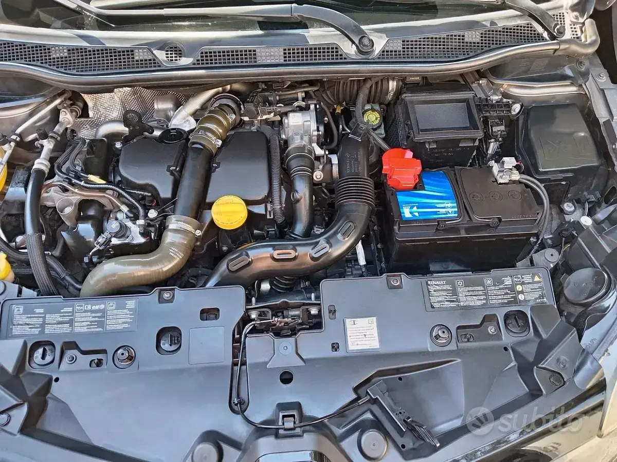 Usata Renault Captur 90 CV (66 kW) 2015 Grigio SUV