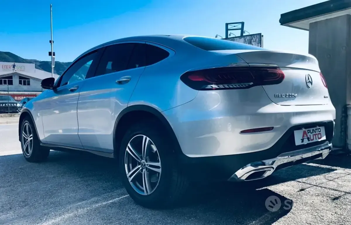 Begagnad Mercedes GLC220 194 HK (142 kW) 2019 Svart Sportkupé