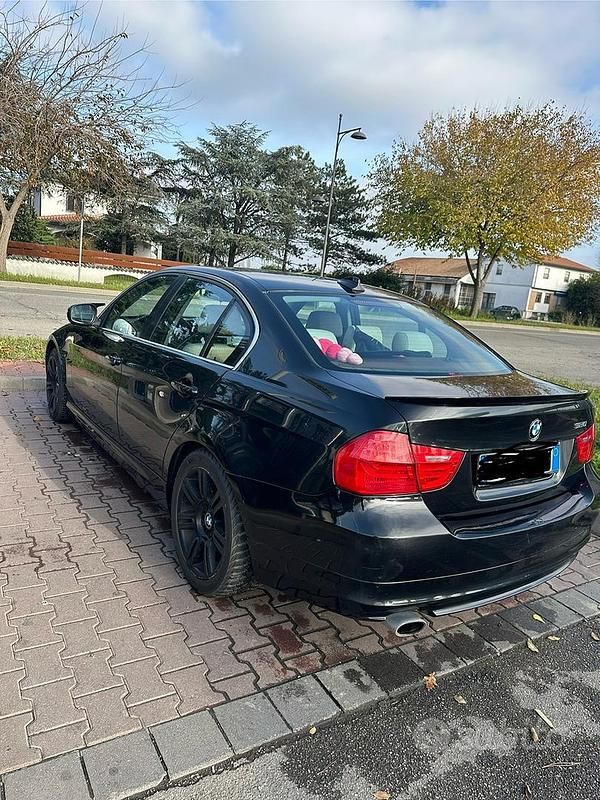Usata BMW 320 2010 Nero Berlina