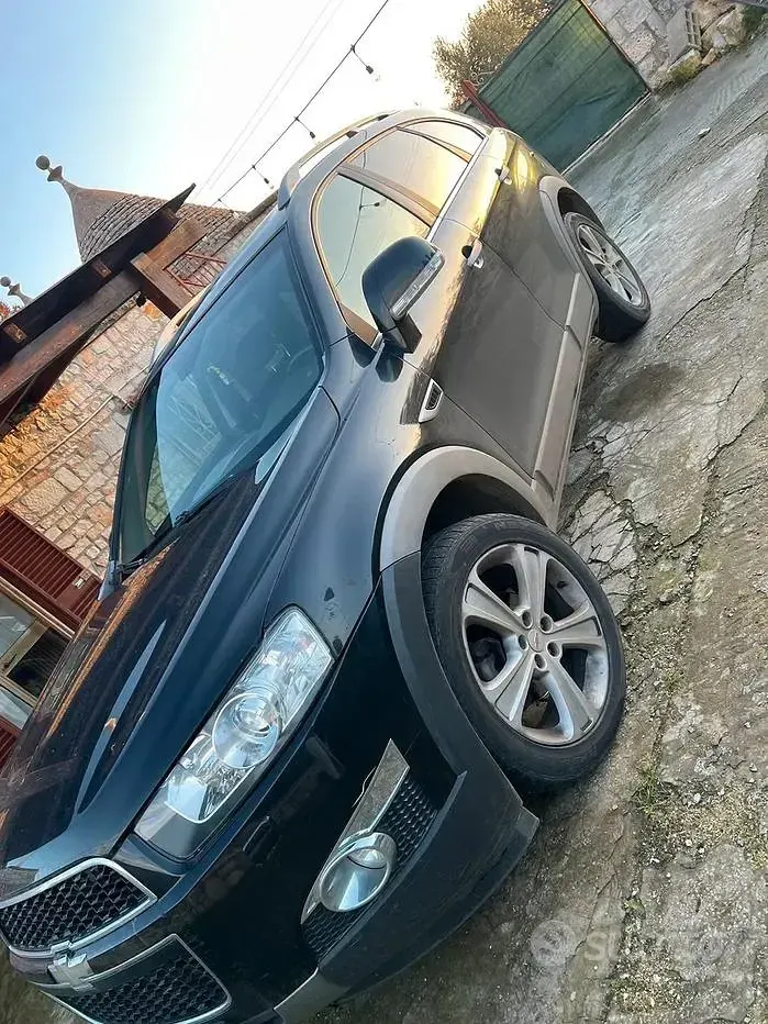 Usata Chevrolet Captiva LTZ 184 CV (135 kW) 2012 Nero SUV