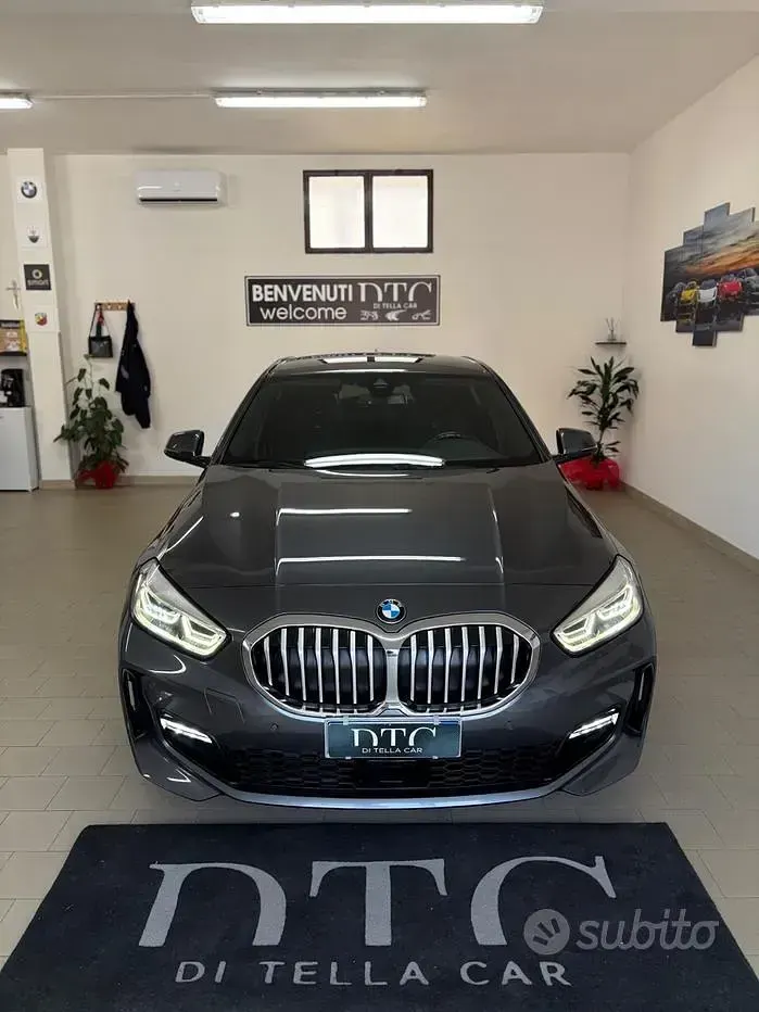 Usata BMW 118 M Sport 150 CV (110 kW) 2021 Grigio Utilitaria